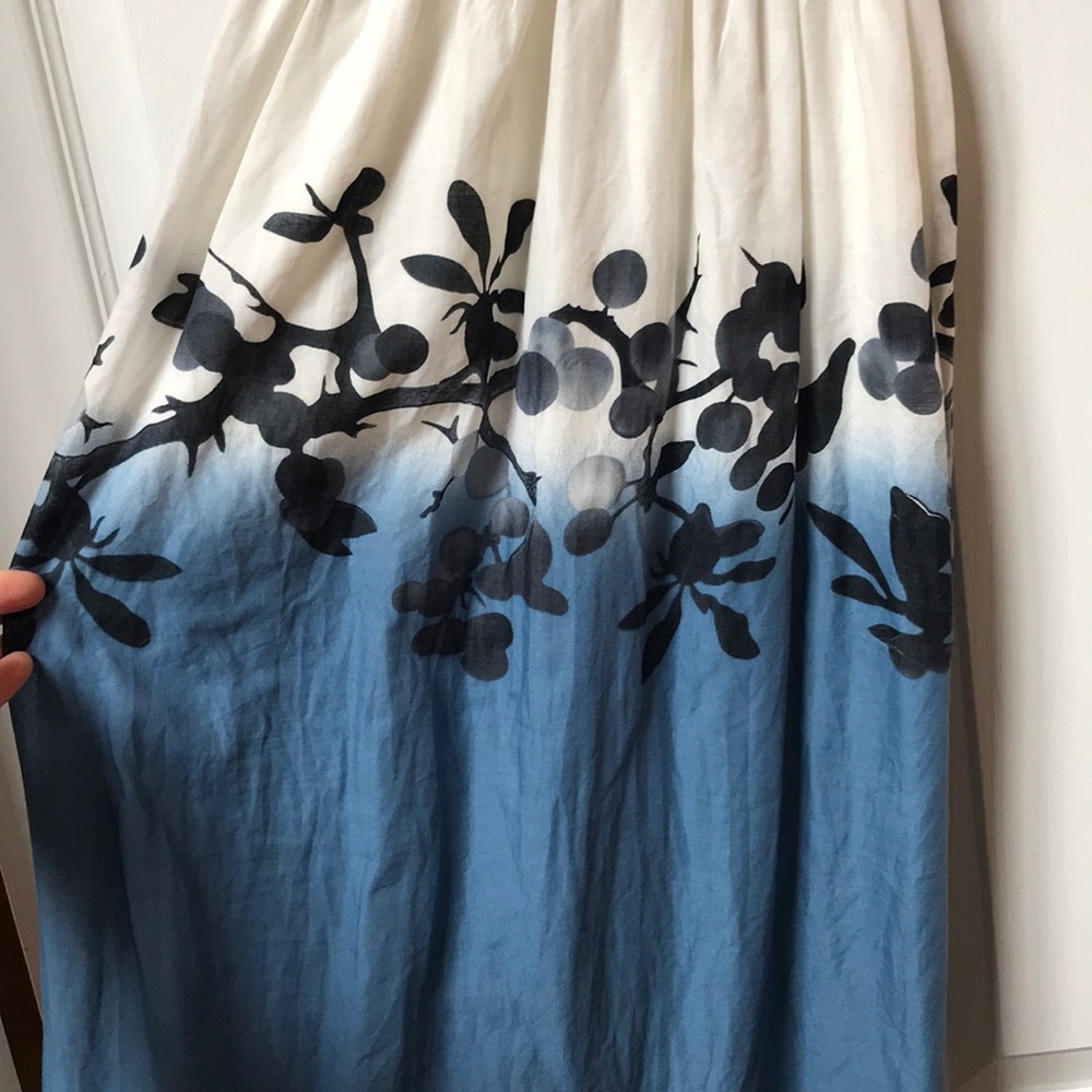 **CUTE Dress** - Picture 3 of 3
